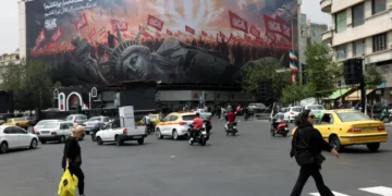 تعثر مفاوضات واشنطن وطهران يهدد بتمديد أزمة هرمز وتصعيد جديد في أسواق النفط