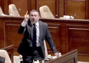 خمسة ملايين للنائب وإلغاء امتيازات المسؤولين.. مقترحات نيابية لفتح ملف رواتب الدولة