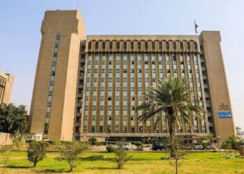بعد قبولهم رسمياً.. نائبة تطالب بإنصاف المتعاقدين وإعادتهم إلى مقاعد الدراسات العليا
