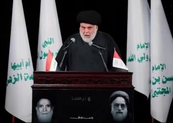 الصدر يدعم حصر السلاح بيد الدولة.. هل يمهّد ذلك لعودة التيار إلى المشهد السياسي؟