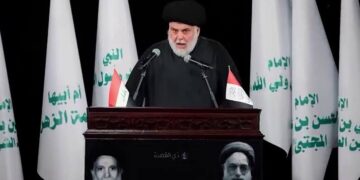 الصدر يدعم حصر السلاح بيد الدولة.. هل يمهّد ذلك لعودة التيار إلى المشهد السياسي؟