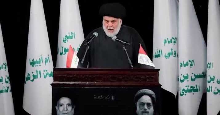 الصدر يدعم حصر السلاح بيد الدولة.. هل يمهّد ذلك لعودة التيار إلى المشهد السياسي؟