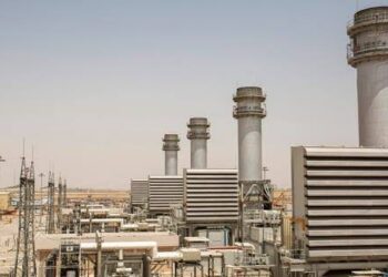 “الفيول بدلاً عن الغاز”.. العراق ينوي إنشاء محطات بخارية لحل أزمة الكهرباء