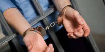 اتهامات باغتصاب محتجزة داخل مركز شرطة تهز الديوانية.. القضاء يوقف ضابطاً وثلاثة منتسبين والتحقيقات تتوسع