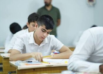 التربية تصدر توضيحاً امتحانات الطلبة الدارسين في المدارس العراقية في إيران