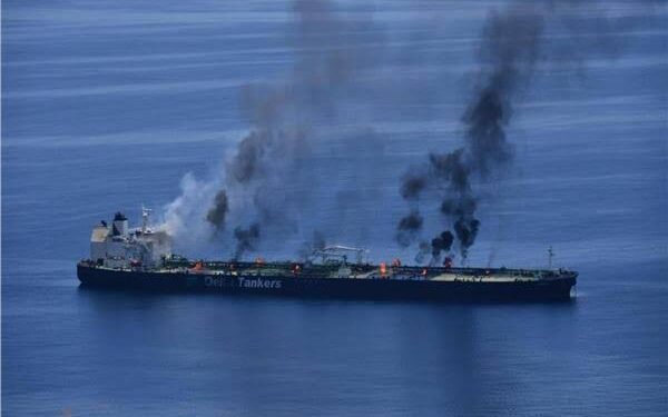 الحوثيون يعلنون استهداف ناقلة نفط سعودية قبالة ينبع.. وتصعيد جديد يهدد أمن الملاحة في البحر الأحمر