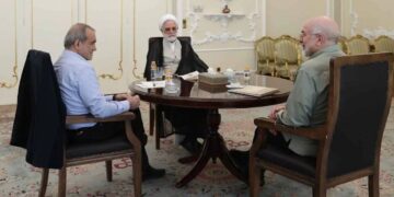 «اجتماع السلطات الثلاث»… هل بدأت طهران ترتيبات إنهاء الحرب؟