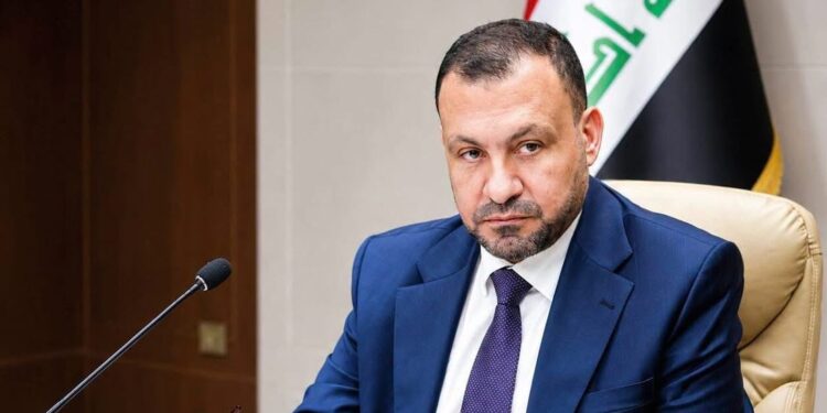النزاهة تضرب داخل وزارة الكهرباء.. اعتقال وكيل النقل والتوزيع والتحقيقات تفتح ملفاً حساساً