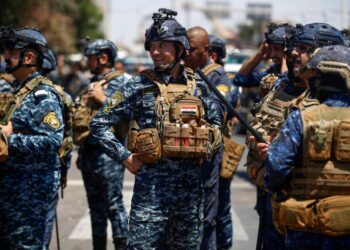 استدراج أمني ينتهي بالقبض على المتهم متلبساً وضبط المبلغ بحوزته