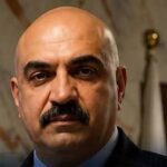 من يدير صوت العراقيين؟ جدل البطاقة الوطنية يكشف سؤالاً أكبر