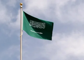 بعد استهدافه بطائرات مسيرة.. “أرامكو” السعودية تسعى لإعادة تشغيل خط أنابيب “شرق غرب” النفطي