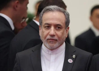 رغم رفض ترامب.. عراقجي يجري مباحثات مع الوسطاء وينتظر ردا على مقترح “الأيام السبعة”
