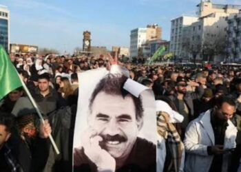 رسميا.. أوجلان يشارك بعضوية لجنة نزع السلاح في تركيا بعد 27 عاماً من السجن