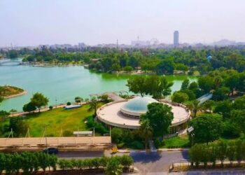 نزهة تتحول إلى مأساة.. وفاة 3 أشخاص بينهم طفلة نتيجة حادثة غرق ببحيرة حديقة الزوراء