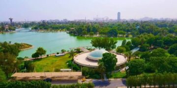 نزهة تتحول إلى مأساة.. وفاة 3 أشخاص بينهم طفلة نتيجة حادثة غرق ببحيرة حديقة الزوراء