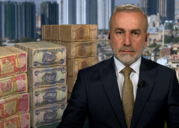 الفصائل وسعر الصرف يضغطان على الدينار.. كوجر يكشف أسباب تصاعد الطلب على الدولار