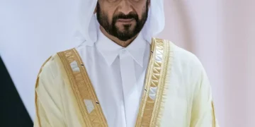 رحيل أحمد بن راشد آل مكتوم.. دبي تعلن الحداد وتنكس الأعلام 10 أيام وتستقبل التعازي