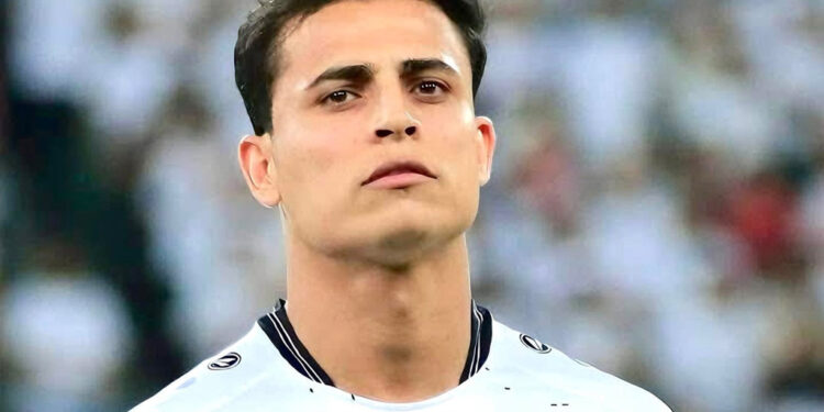 بايش يرفع سقف التحدي.. الفوز وصدارة المجموعة هدف المنتخب أمام السعودية