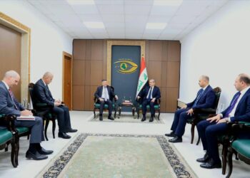استرداد الأموال وتسليم المطلوبين.. النزاهة تبحث مع الجانب الأمريكي توسيع التعاون