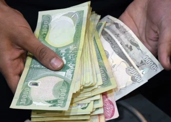 العمل تطلق رواتب متقاعدي العمال المضمونين لشهر تشرين الأول