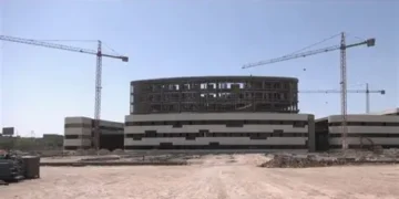 أموال الفساد تعود للخدمات.. لجنة نيابية تدفع بإكمال مشاريع بغداد المتلكئة