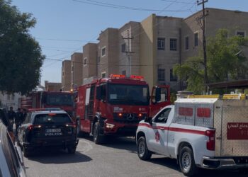 استجابة سريعة تمنع الكارثة.. السيطرة على حريق بالأقسام الداخلية وإخلاء 50 طالبة في الأنبار