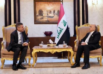 القائم بالأعمال الأمريكي الجديد يبدأ لقاءاته في العراق.. بحث مع وزير الخارجية حصر السلاح وانعكاسات العقوبات