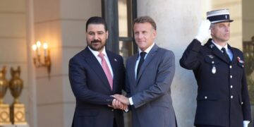 تتعلق بالكهرباء والطيران والشباب.. العراق وفرنسا يوقعان اتفاقيتن ومذكرتي تفاهم بحضور الزيدي وماكرون