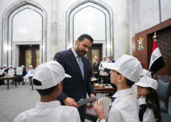 الزيدي يصدر توجيهاً بشأن الأطفال المصابين بالسكري: تخصيصات لتأمين العلاجات والمستلزمات