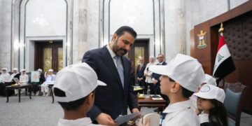 الزيدي يصدر توجيهاً بشأن الأطفال المصابين بالسكري: تخصيصات لتأمين العلاجات والمستلزمات