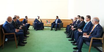رئيس الوزراء يؤكد سعي الحكومة لتعزيز التعاون مع الكويت في مختلف المجالات