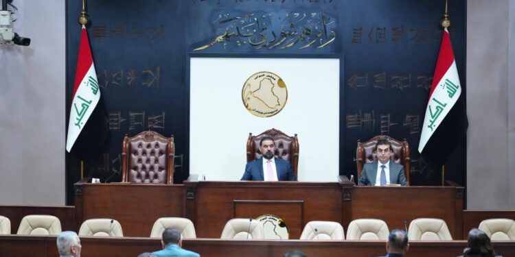 مجلس النواب يُنهي تقرير ومناقشة مقترح قانون منح الموظف اجازة اعتيادية طويلة