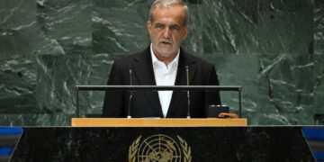 الوفد الأمريكي انسحب خلال كلمته.. بزشكيان: إيران بحاجة إلى الطاقة النووية لا إلى قنبلة نووية