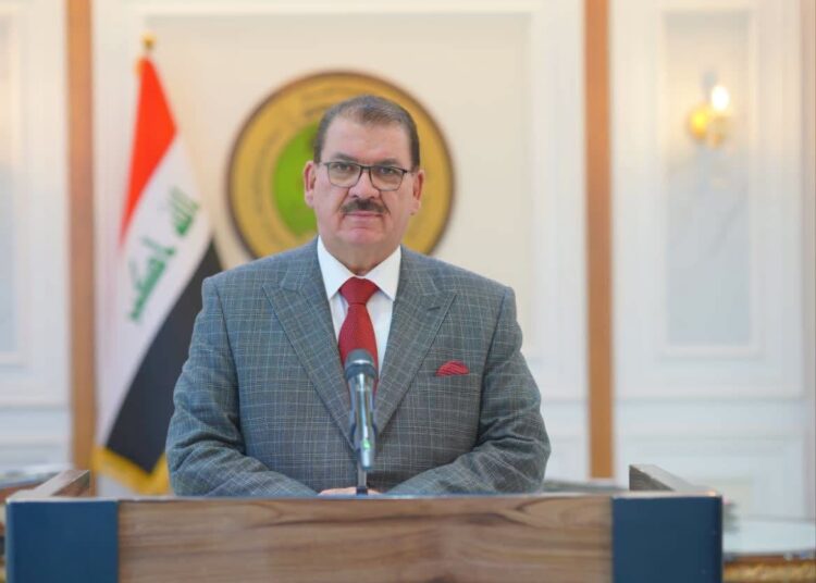 وزير التربية يوجه بقبول الطلبة التوأم في مدارس المتفوقين