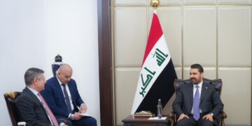 القائم بالأعمال الأمريكي الجديد في ضيافة الزيدي.. التعاون المشترك وخفض التصعيد على طاولة اللقاء