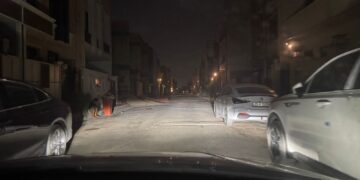 بالفيديو.. إطفاء المولدات الأهلية يغرق الرصافة بالظلام.. نقص “الكاز” يصعّد أزمة الكهرباء في بغداد
