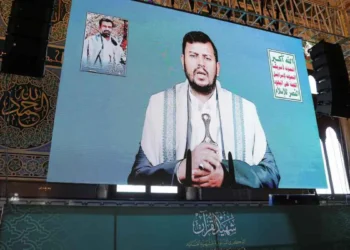 رويترز: مسؤولون أمريكيون عقدوا اجتماعاً مع الحوثيين في عُمان