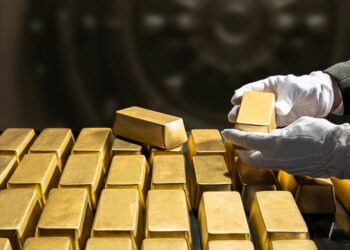 الذهب يتراجع مجدداً.. بيانات التضخم الأميركية تعزز احتمالات تشديد السياسة النقدية