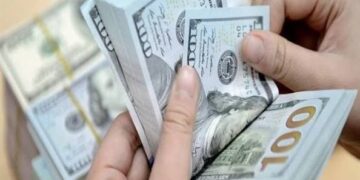أسعار الصرف تودع الأسبوع على قفزة كبيرة.. الورقة لـ(160) ألف دينار