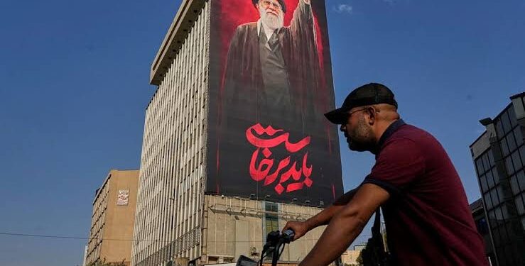 إيران تنتقل من الرد إلى المبادرة.. عقيدة عسكرية جديدة تحت ضغط أميركي وأوروبي