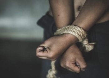 مطاردة بين البصرة وذي قار تنتهي بتحرير مهندس مختطف وإعادة فدية الـ(200) مليون دينار