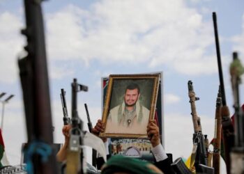 الحوثيون يقصفون السعودية: مستمرون بفرض معادلة الحصار بالحصار والتصعيد بالتصعيد