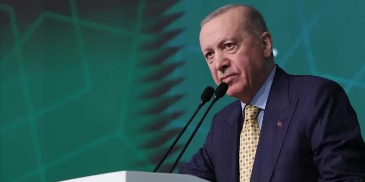 أردوغان يعلن دعمه لجهود العراق في تعزيز سلطة الدولة وترسيخ الاستقرار