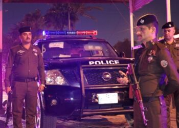 خلال بث مباشر.. شخص يسيء للذات الإلهية ويتلفظ بعبارات خادشة للحياء وشرطة الكرخ تعتقله