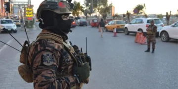 الاستخبارات العسكرية تحبط تهريب مواد غذائية وصناعية في كركوك