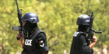 اخترقوا بيانات الـFBI… والأردن يمسك بأحد مفاتيح الشبكة