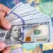 الدولار يستقر عند أعلى مستوى في 17 شهراً ويتجه لتحقيق مكاسب أسبوعية