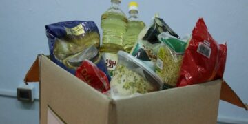 التجارة: خزين السلة الغذائية يكفي لثلاث وجبات والأسعار أقل من دول عربية
