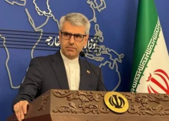 إيران تربط أمن مضيق هرمز بإنهاء الحصار الأميركي وتدرس الرد على واشنطن