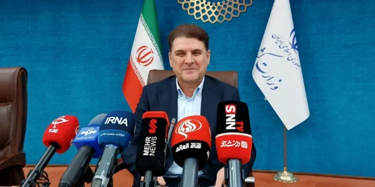 طهران تشتكي من إغلاق منفذ الشيب.. وتكشف موقفها من القرار العراقي
